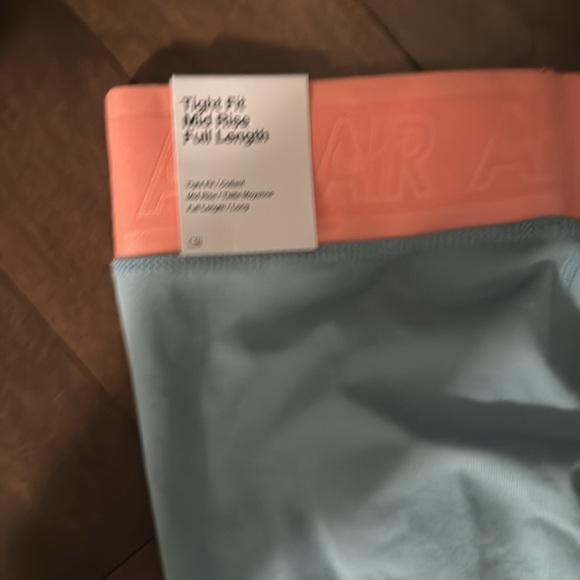 2 pair of Nike leggings! Size youth Large - Picture 6 of 7